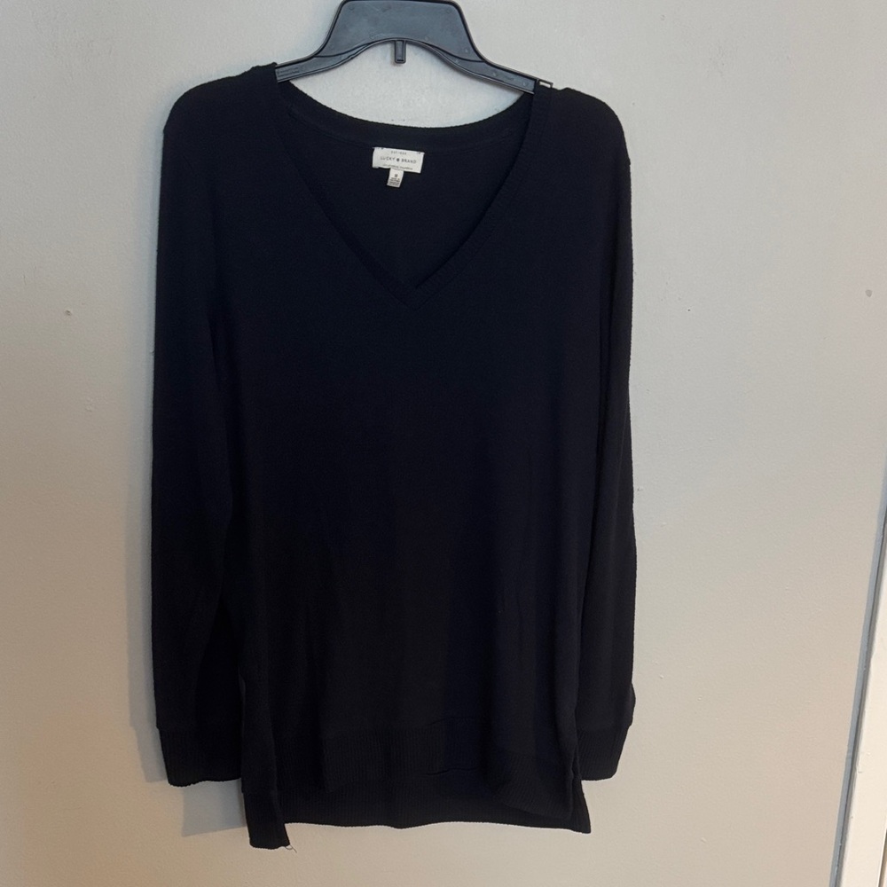 Lucky brand navy blue long  V-Neck Sweater size medium